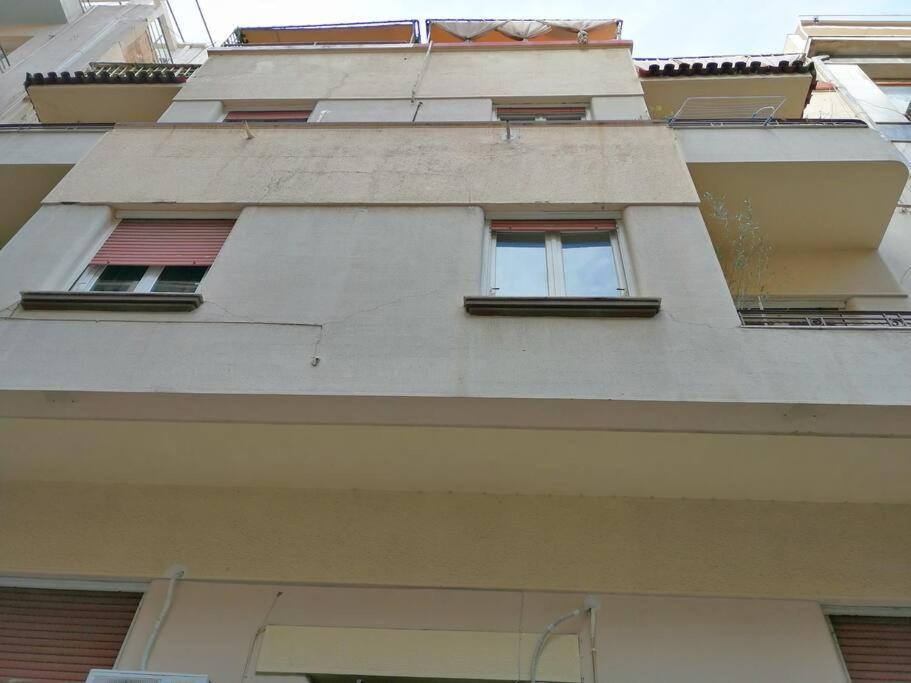 Downtown Quiet Apartment On A Pedestrian Street Афины Экстерьер фото